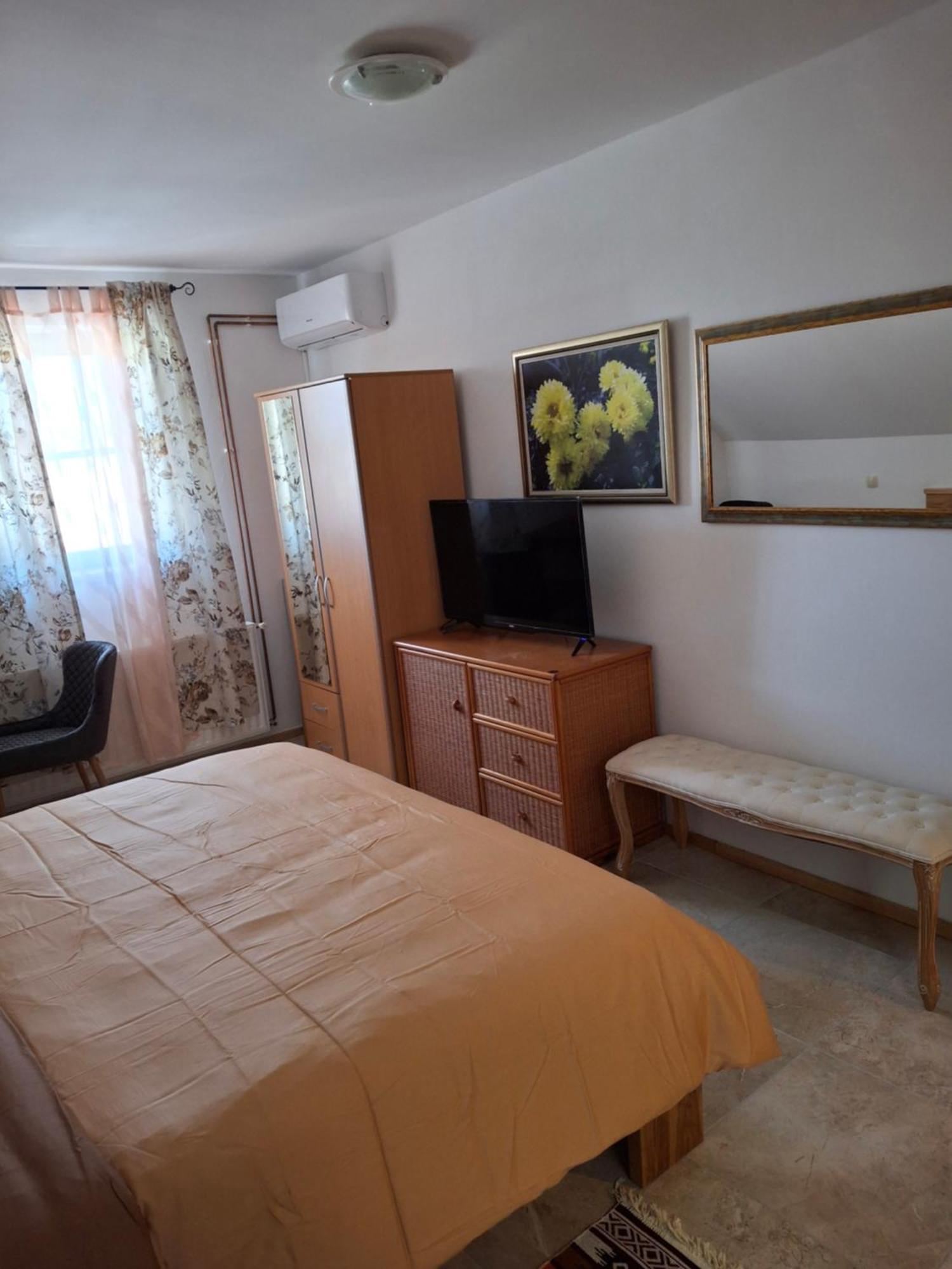 Отель House Izvor Езерца Экстерьер фото